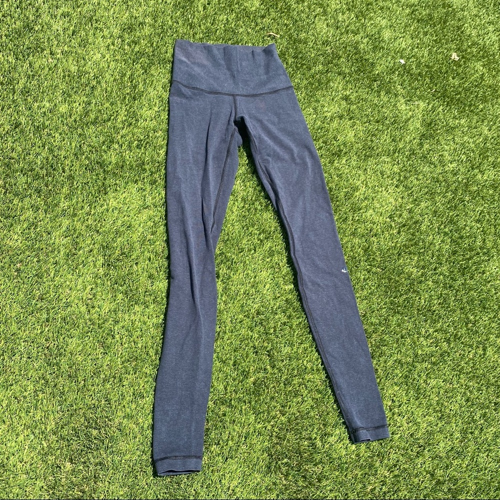 FULL LENGTH COTTON LULULEMON LEGGINGS SIZE 4